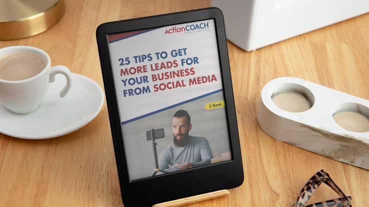 EBOOKS GRAPHIC_Top 25 Tips Use Social Media Lead Generation_  Generate Leads on Social Media